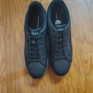 Tommy Hilfiger Men's Black Sneakers